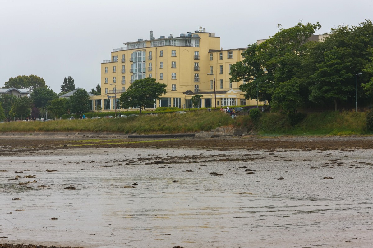 WATER FRONT - MALAHIDE COAST ROAD 008