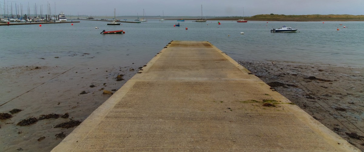 WATER FRONT - MALAHIDE COAST ROAD 012