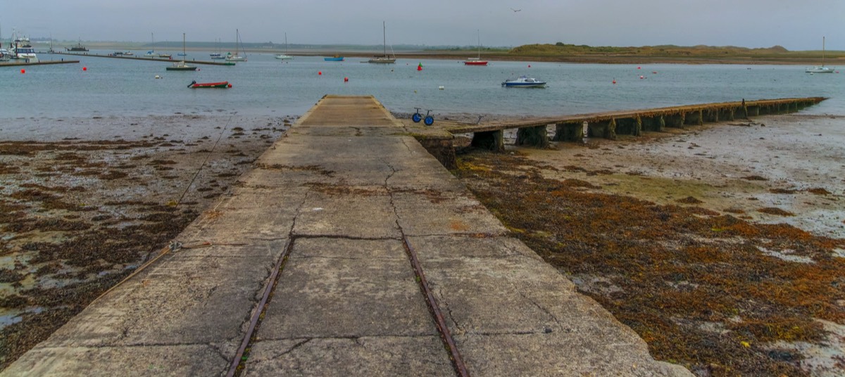 WATER FRONT - MALAHIDE COAST ROAD 018