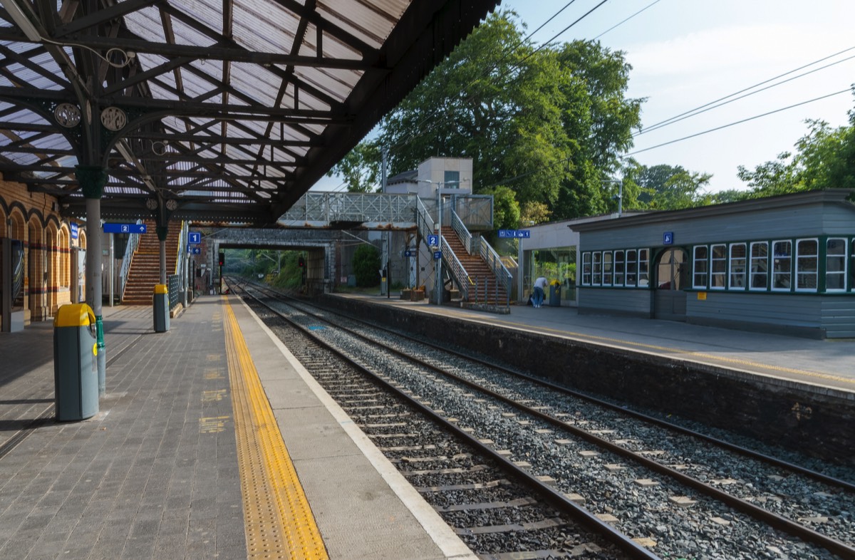 MALAHIDE TRAIN STATION 008