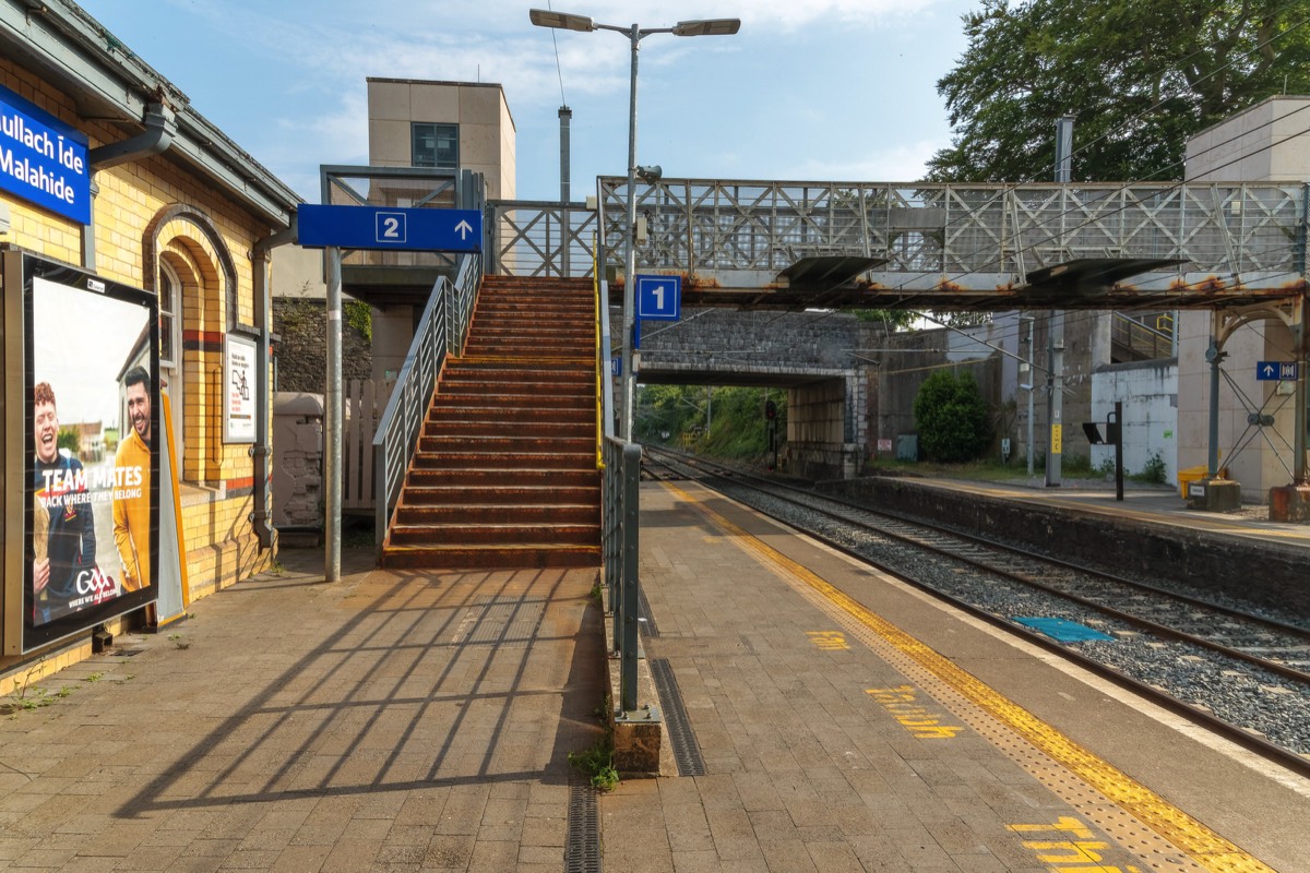 MALAHIDE TRAIN STATION 011