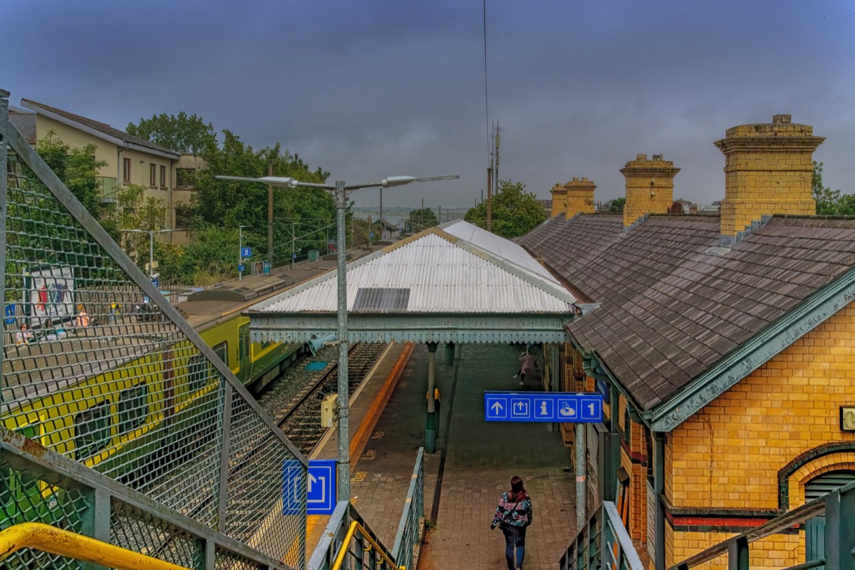 MALAHIDE TRAIN STATION 014