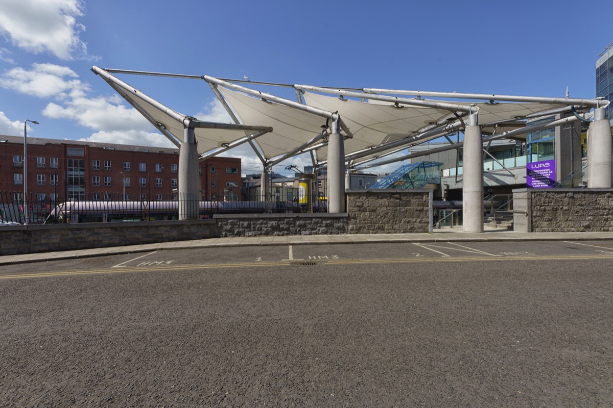 LUAS TRAM STOP AT CONNOLLY RAILWAY STATION 001