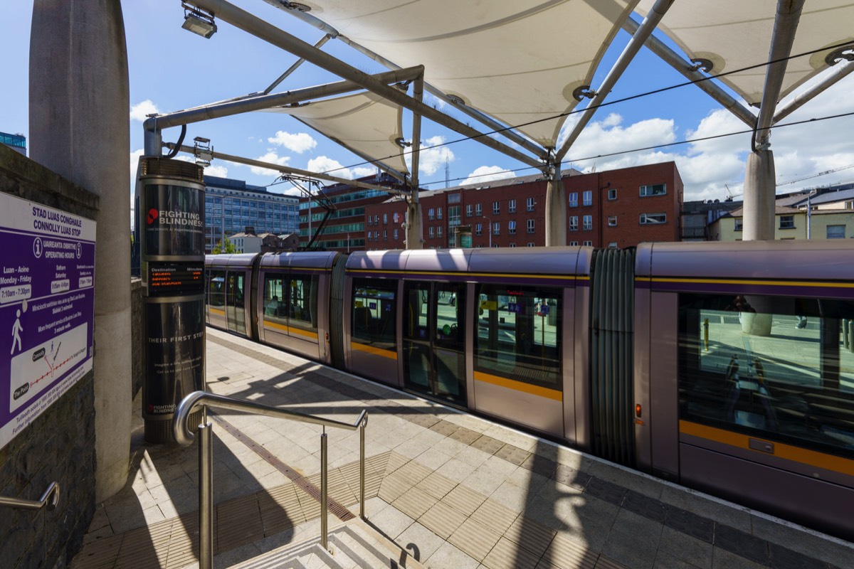 LUAS TRAM STOP AT CONNOLLY RAILWAY STATION 005