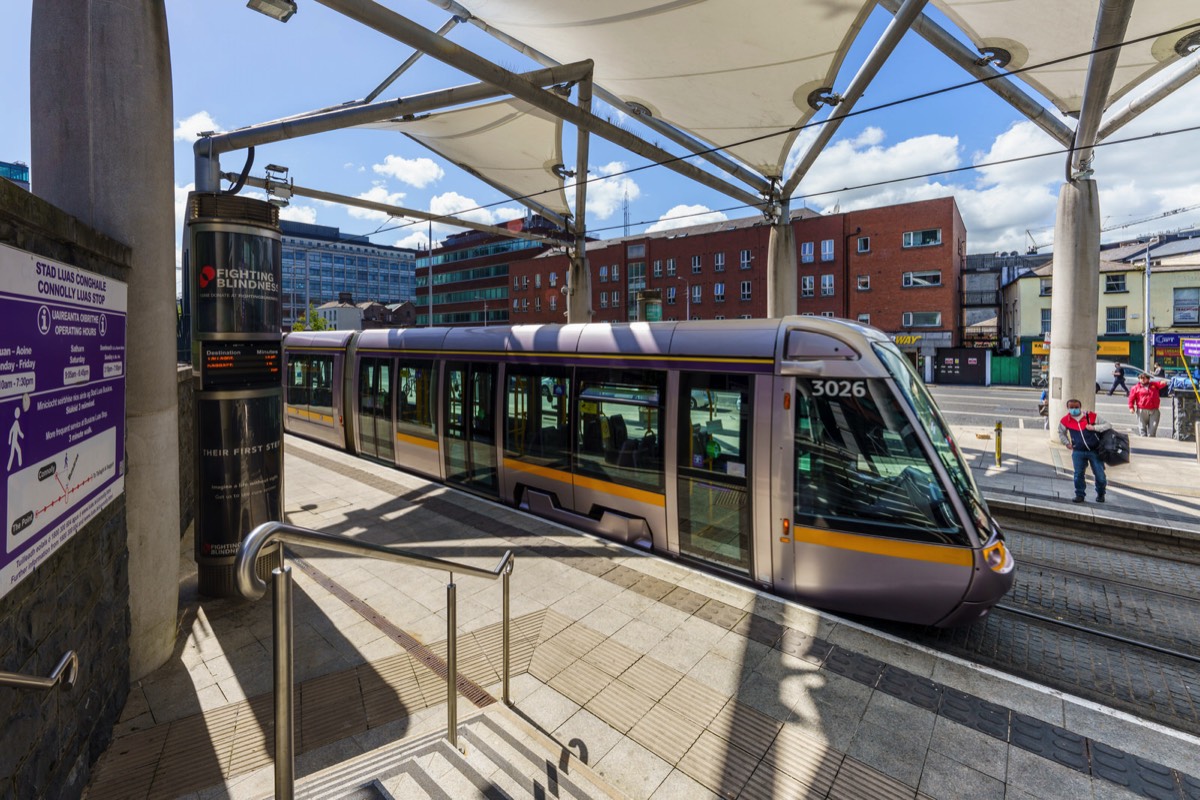 LUAS TRAM STOP AT CONNOLLY RAILWAY STATION 008