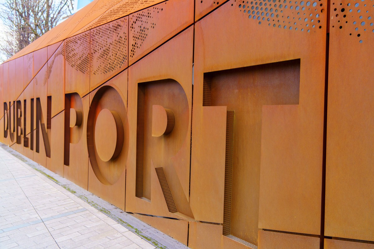 DUBLIN PORT COMPANY ON THE EAST WALL ROAD 001