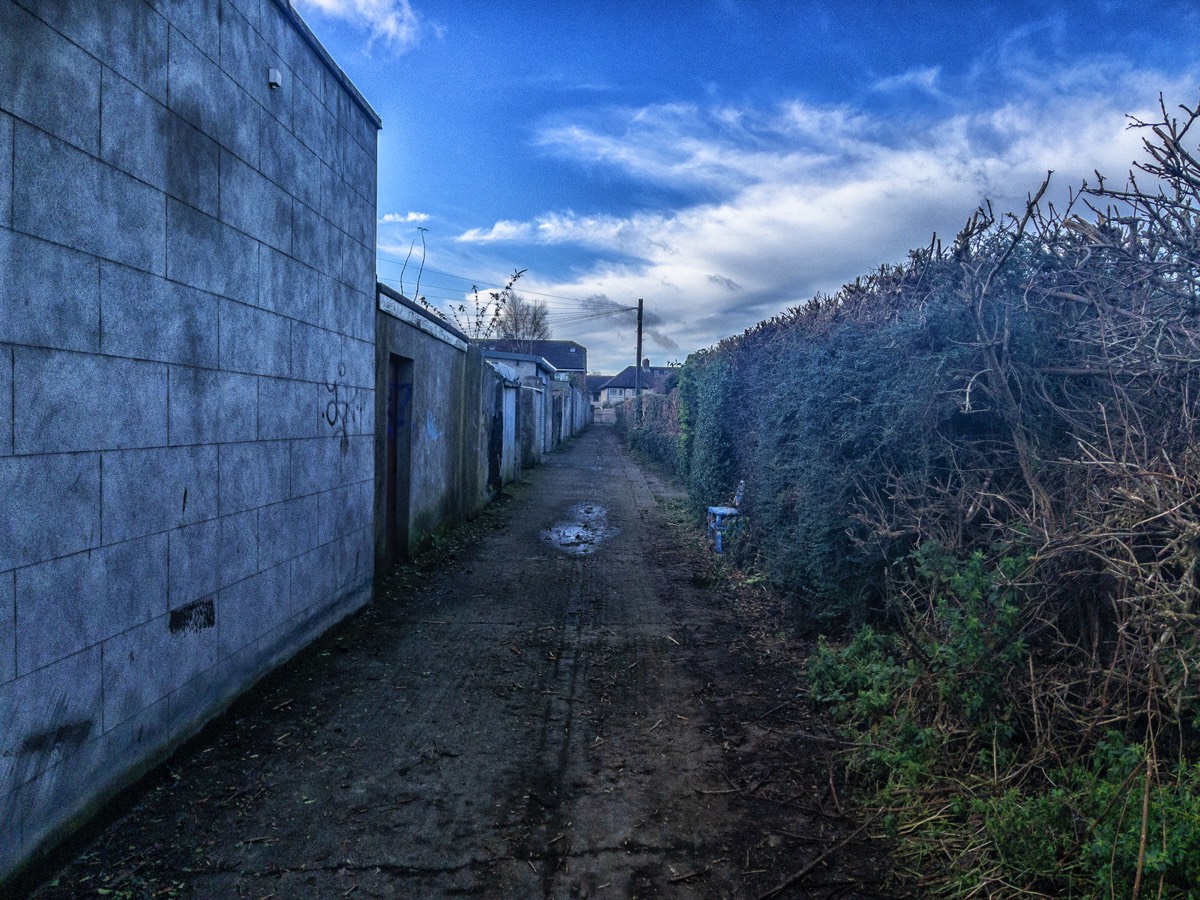 LANEWAY IN PHIBSBOROUGH  CONNECTING CONNAUGHT STREET TO SHANDON CRESCENT  004