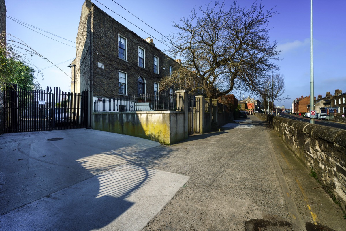 ROYAL CANAL TERRACE