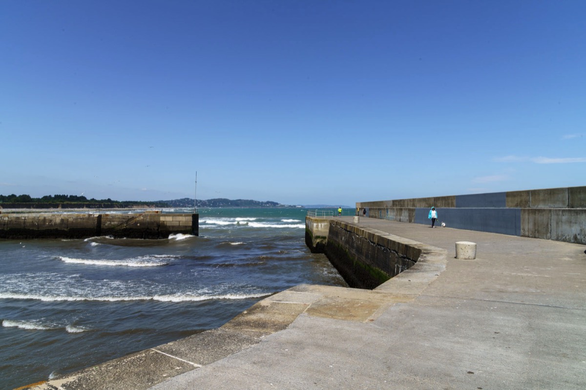 BRAY HARBOUR AND NEARBY 029