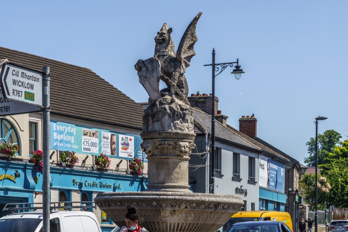 THE WYVERN IN FRONT OF McDONALDS IN BRAY - BRABAZON MONUMENT 005