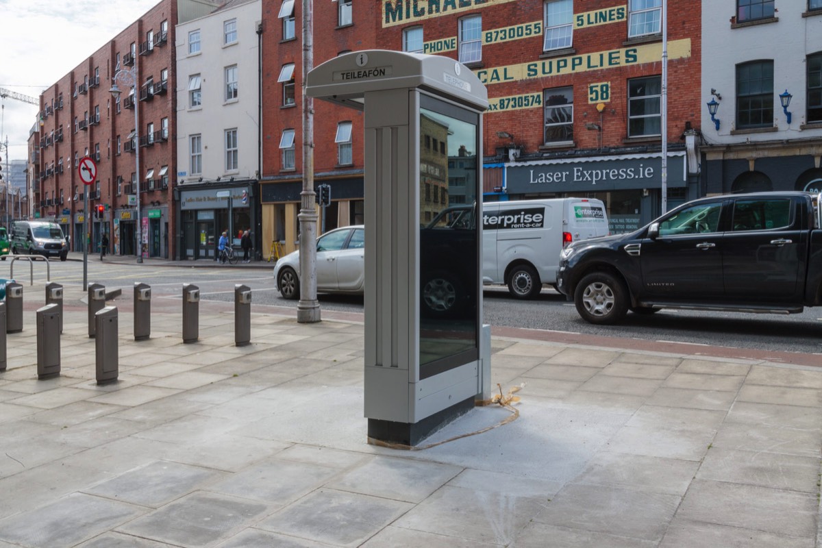 THE NEW PHONE KIOSK ON BOLTON STREET HAS BEEN UNWRAPPED - SIGMA 24-105mm LENS AND CANON 1DsIII   005