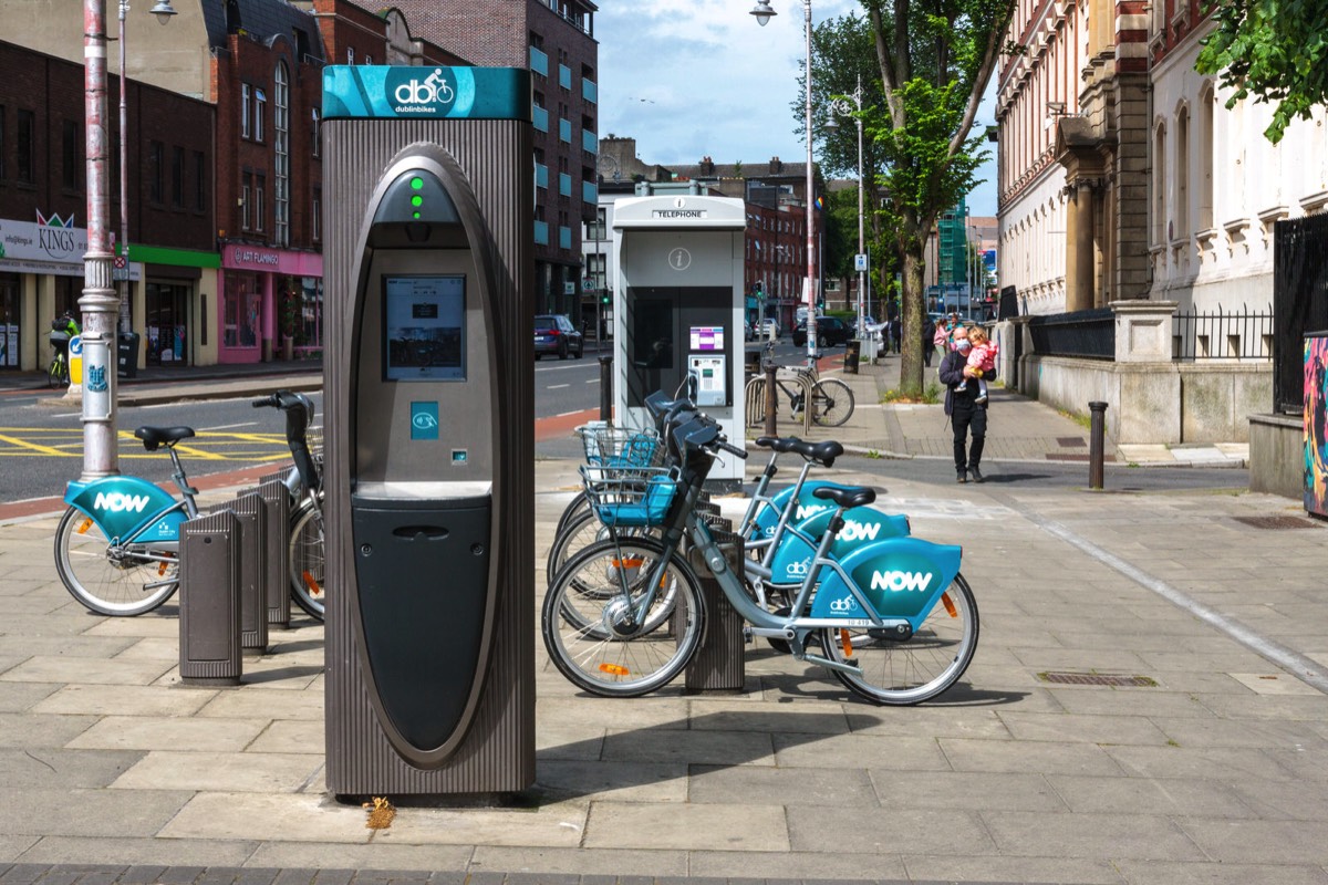 THE NEW PHONE KIOSK ON BOLTON STREET HAS BEEN UNWRAPPED - SIGMA 24-105mm LENS AND CANON 1DsIII   008