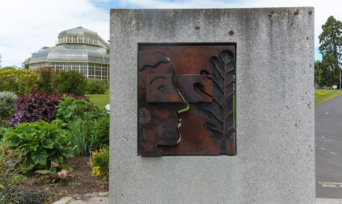 PLANTED GLASSHOUSES AT THE BOTANIC GARDENS   022