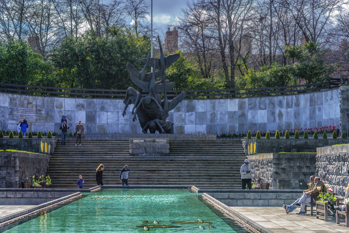 GARDEN OF REMEMBRANCE PARNELL SQUARE - EASTER MONDAY 008