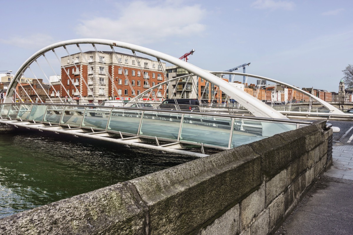 CONNECTING THE SOUTH QUAYS TO BLACKHALL PLACE - JAMES JOYCE BRIDGE 002