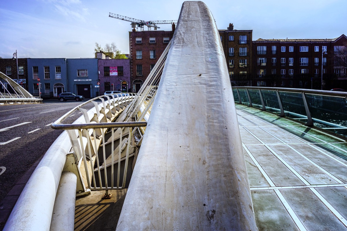 CONNECTING THE SOUTH QUAYS TO BLACKHALL PLACE - JAMES JOYCE BRIDGE 004