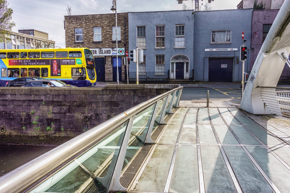 CONNECTING THE SOUTH QUAYS TO BLACKHALL PLACE - JAMES JOYCE BRIDGE 005