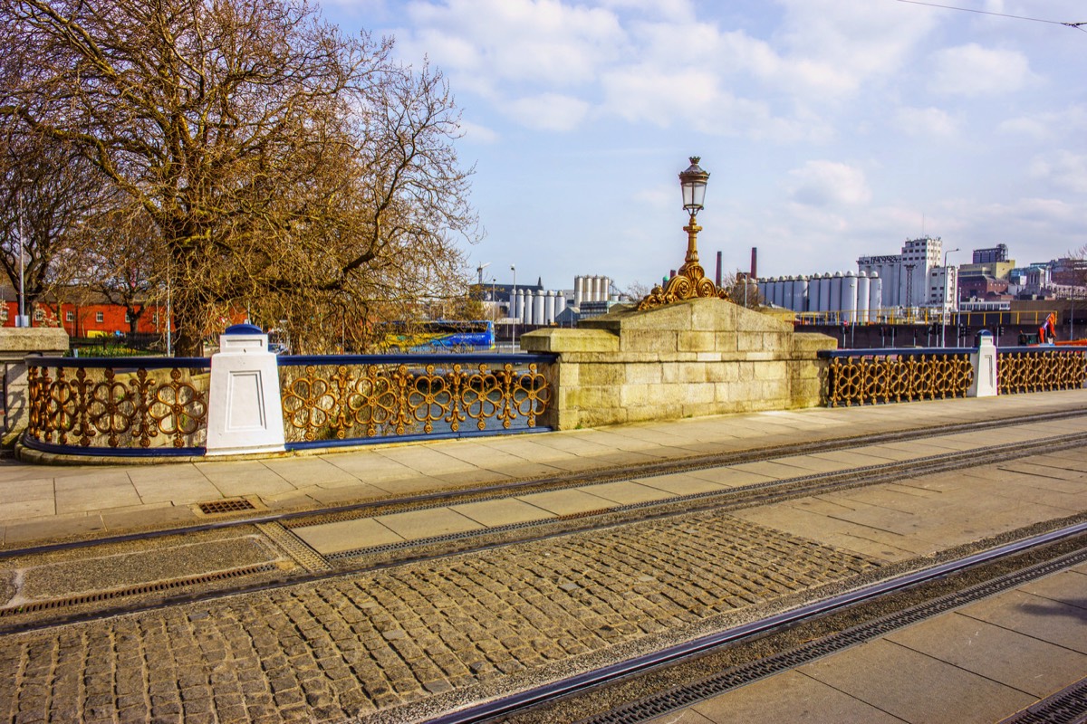 SEAN HEUSTON BRIDGE MY GRAND MOTHER CALLED IT KINGS BRIDGE  002