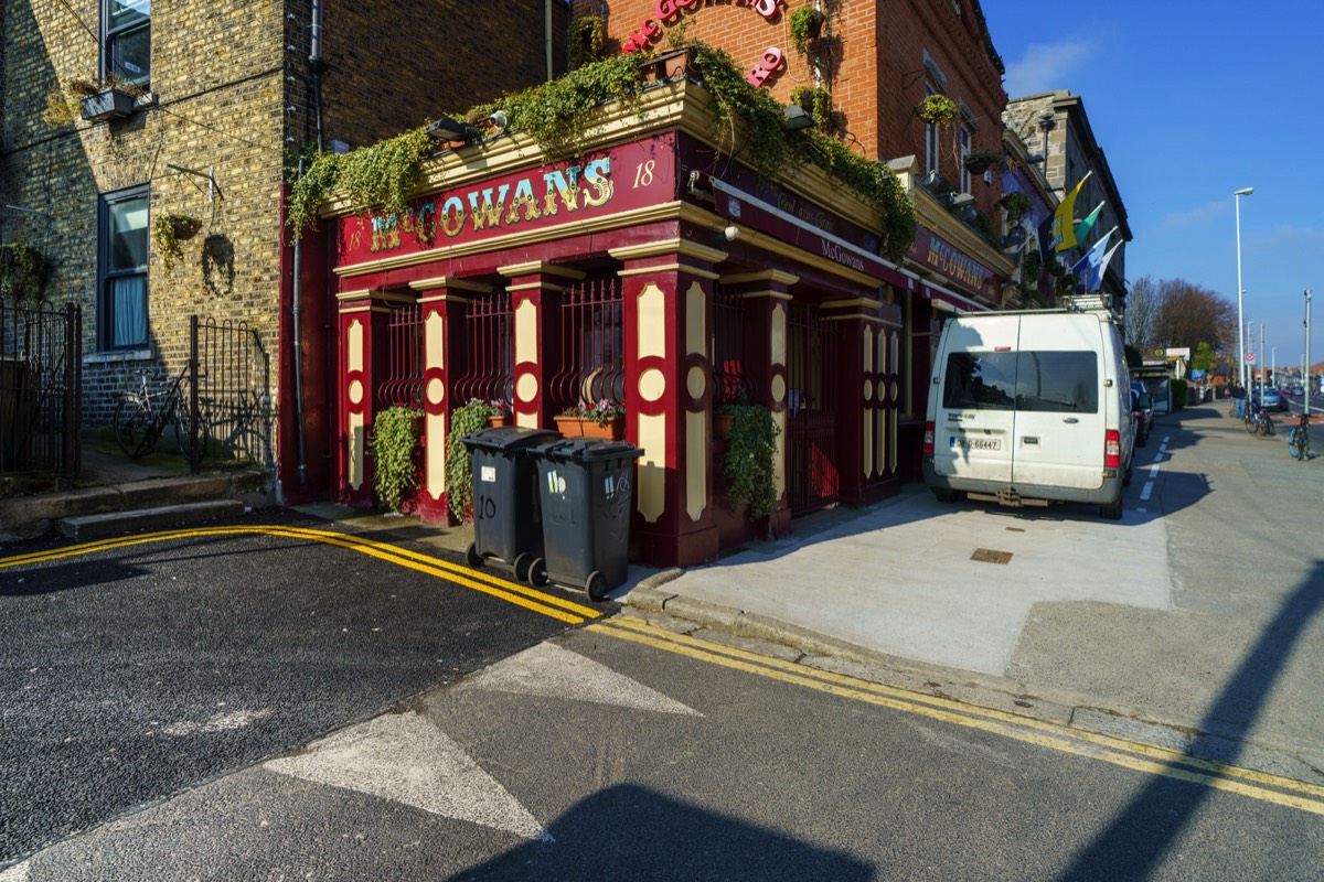 McGOWANS PUB IN PHIBSBOROUGH 002