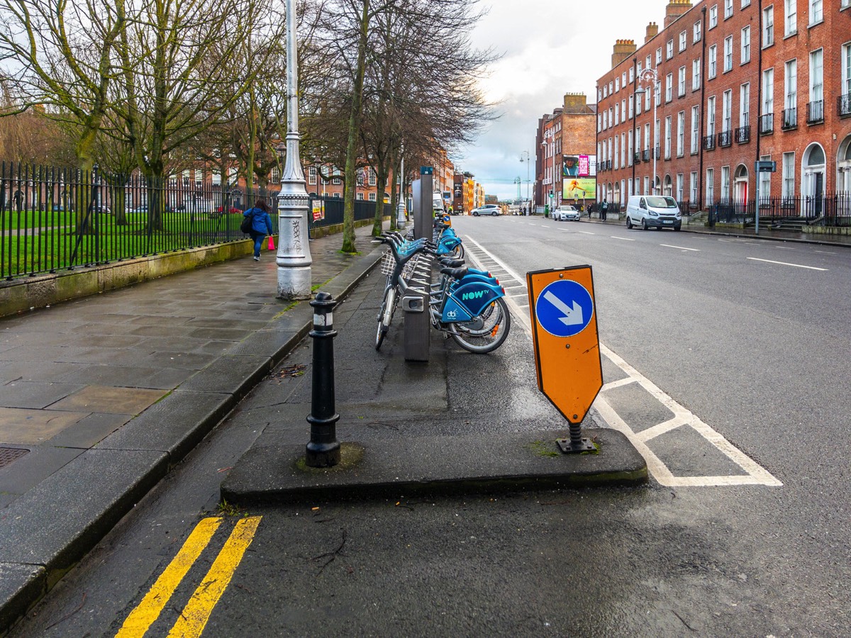 DUBLINBKES DOCKING STATION 28 - WEST MOUNTJOY SQUARE 001