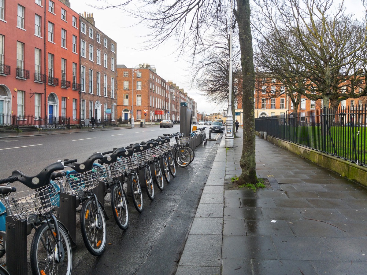 DUBLINBKES DOCKING STATION 28 - WEST MOUNTJOY SQUARE 003