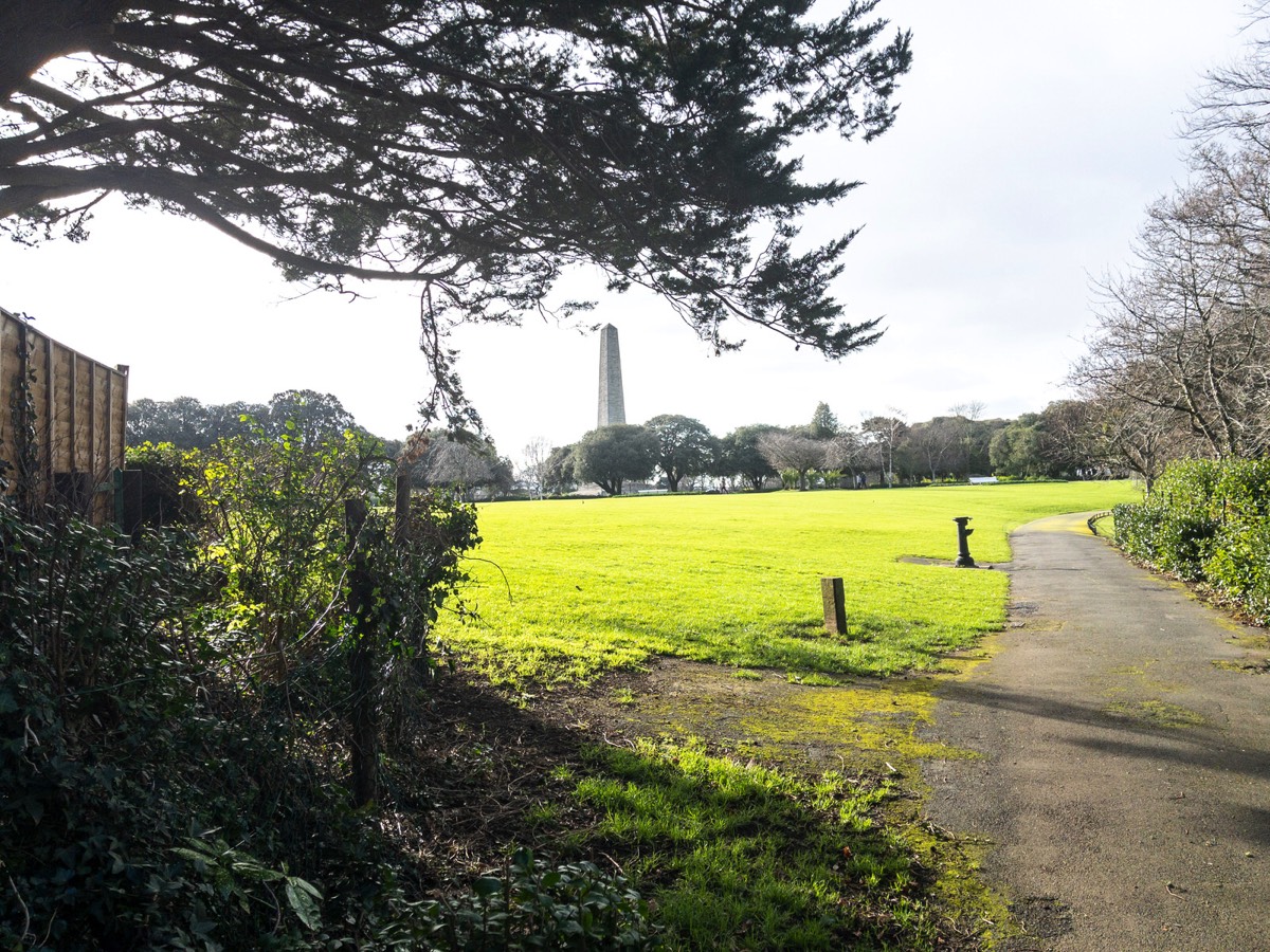 WELLINGTON TESTIMONIAL ALSO KNOWN AS THE WELLINGTON MONUMENT 002