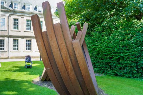 CORTEN STEEL SCULPTURE BY BERNAR VENET 008