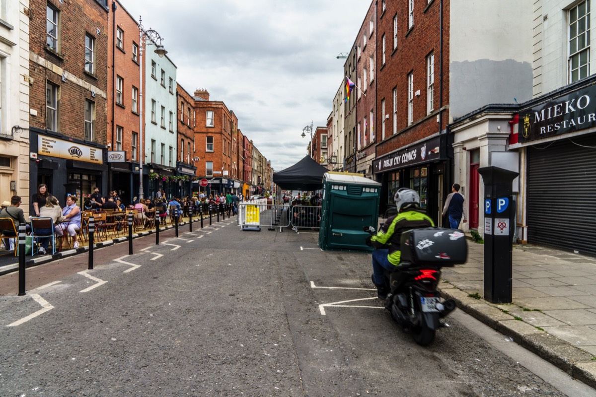 THE FIRST WEEKEND OF OUTDOOR DINING - CAPEL STREET  016