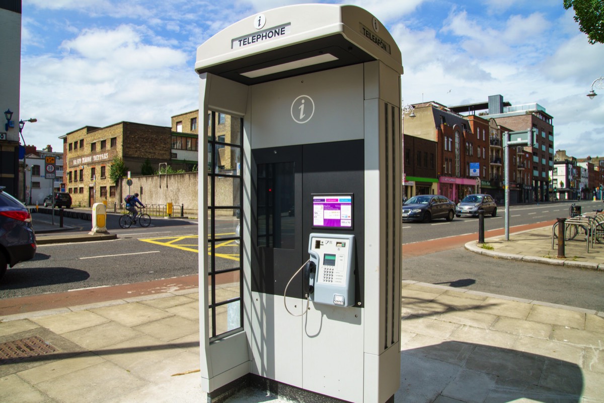 THE NEW PHONE KIOSK ON BOLTON STREET HAS BEEN UNWRAPPED - SIGMA 24-105mm LENS AND SONY A7RIV  007