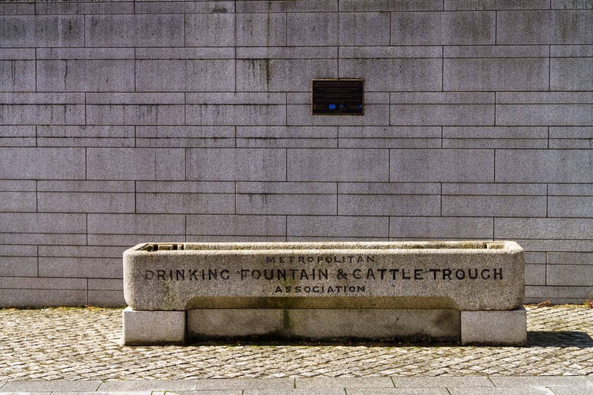 DRINKING FOUNTAIN AND CATTLE TROUGH 004