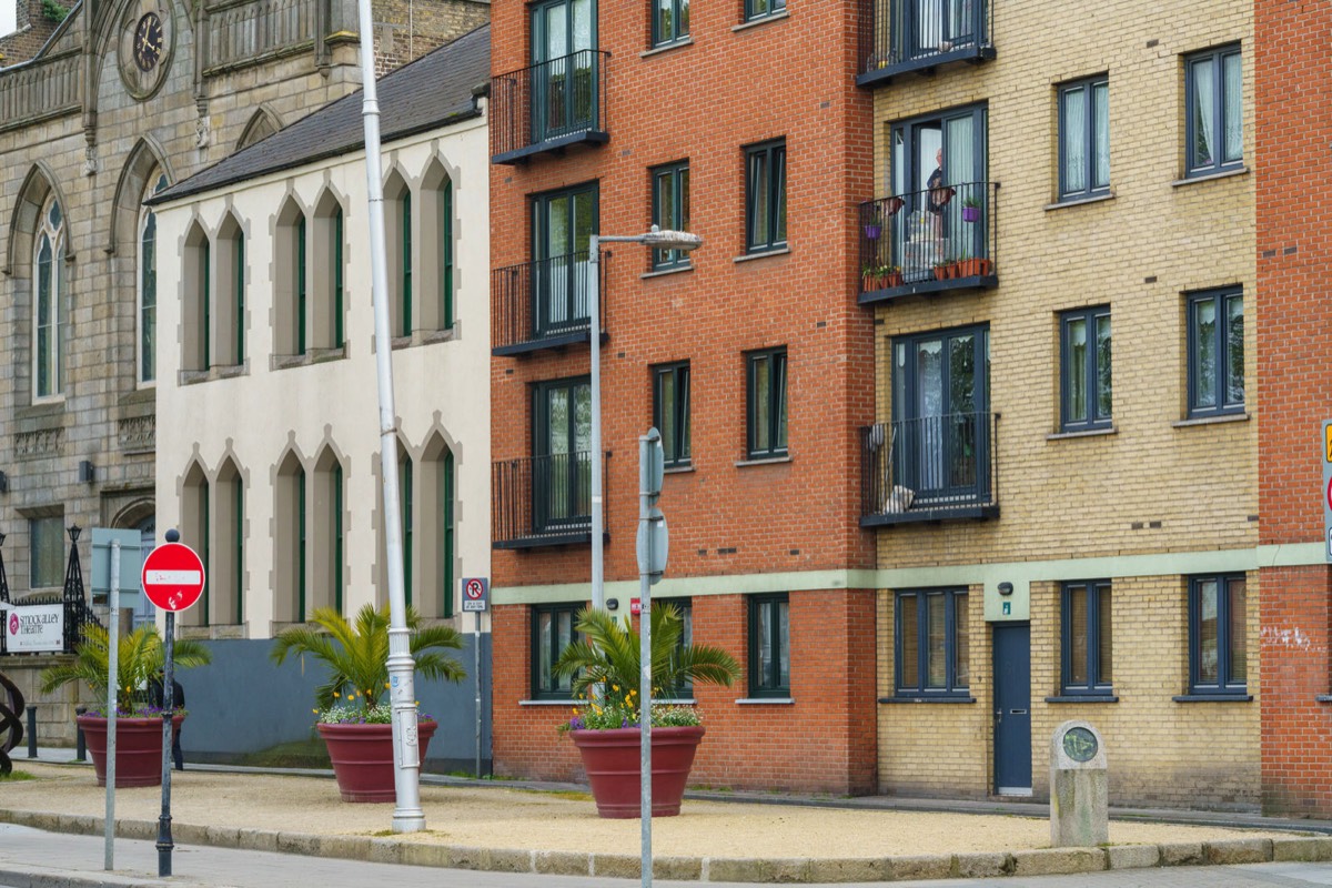 ESSEX QUAY WHERE THE SMOCK ALLEY THEATRE IS NOW LOCATED  002