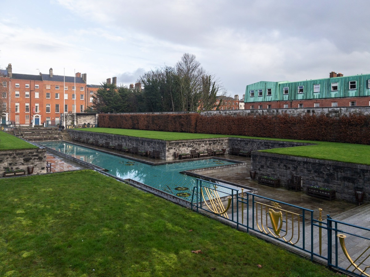 THE GARDEN OF REMEMBRANCE PARNELL SQUARE  007