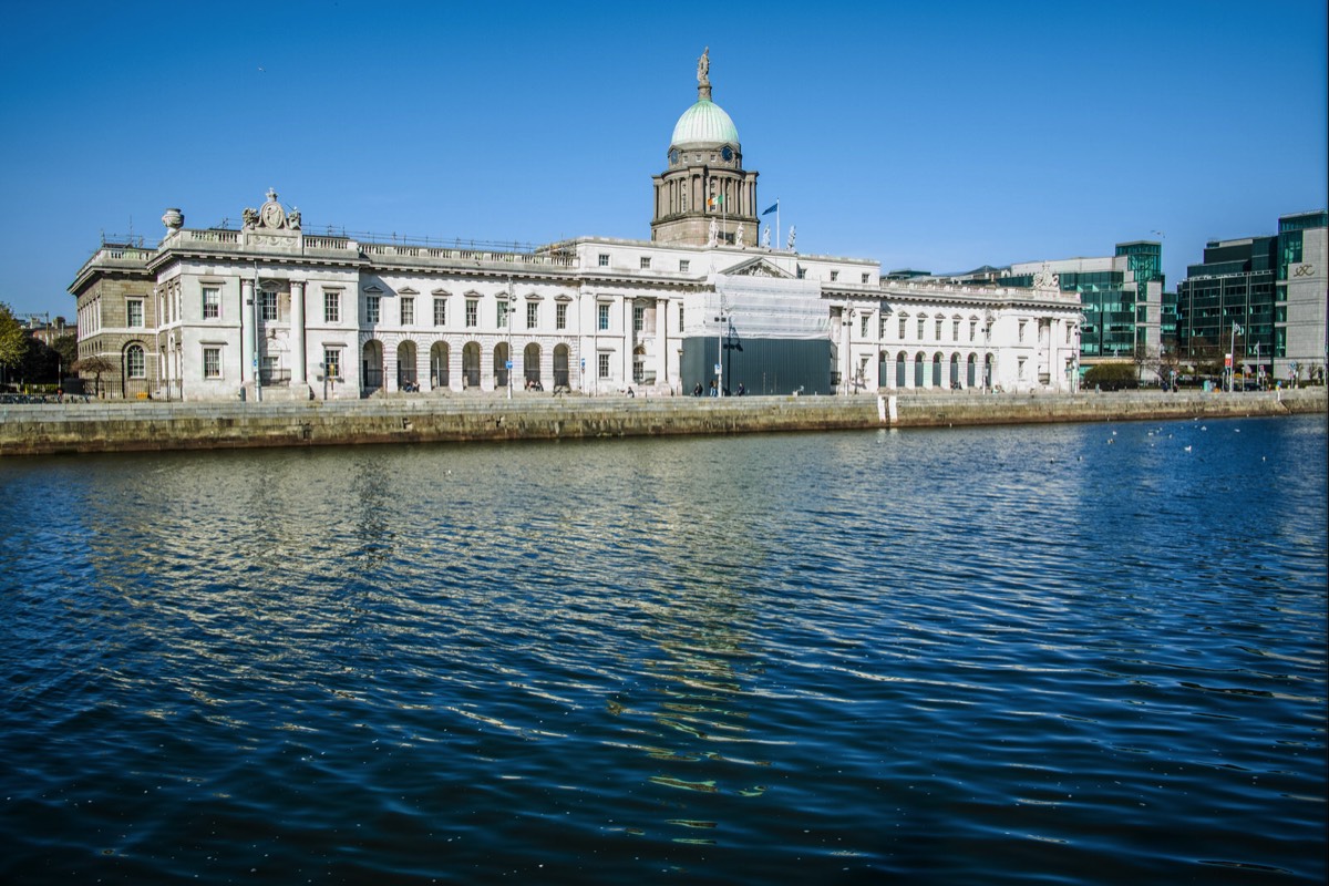 THE CUSTOM HOUSE IN CONTEXT 003