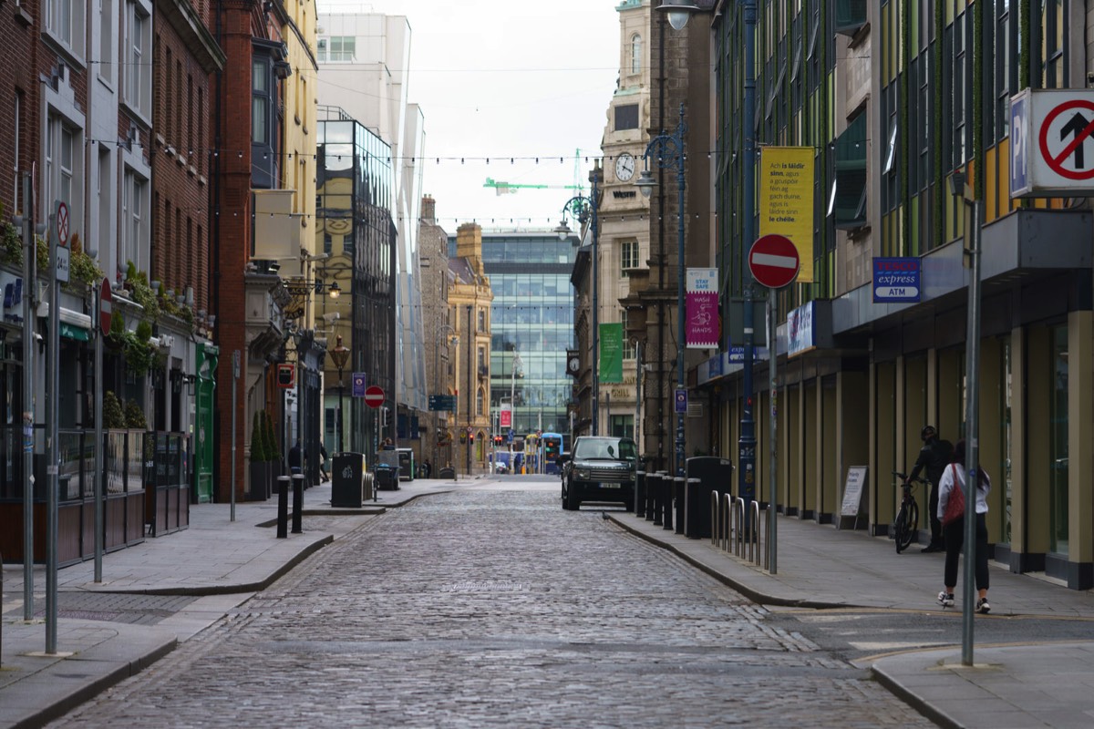 TEMPLE BAR ON EASTER MONDAY 003