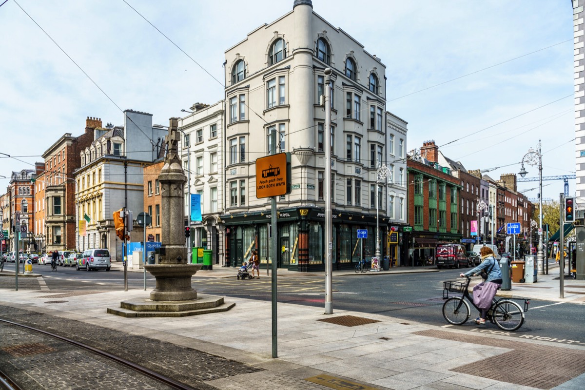 LADY GRATTAN DRINKING FOUNTAIN  003