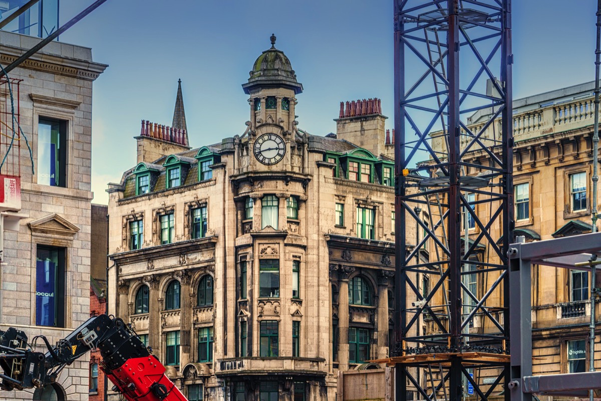 PUBLIC CLOCK ON DAME STREET AS SEEN FROM FOWNES STREET