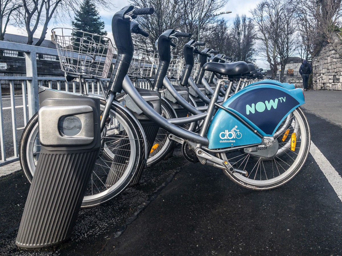 JUST EAT HAS BEEN REPLACED BY NOW TV AS MAIN SPONSOR  - DUBLINBIKES DOCKING STATION WESTERN WAY  003