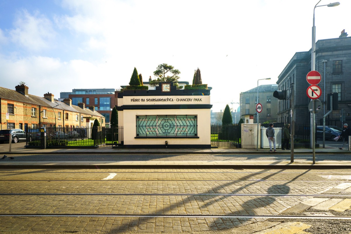 CHANCERY HOUSE, PARK AND KIOSK DESIGNED BY HERBERT SIMMS 002