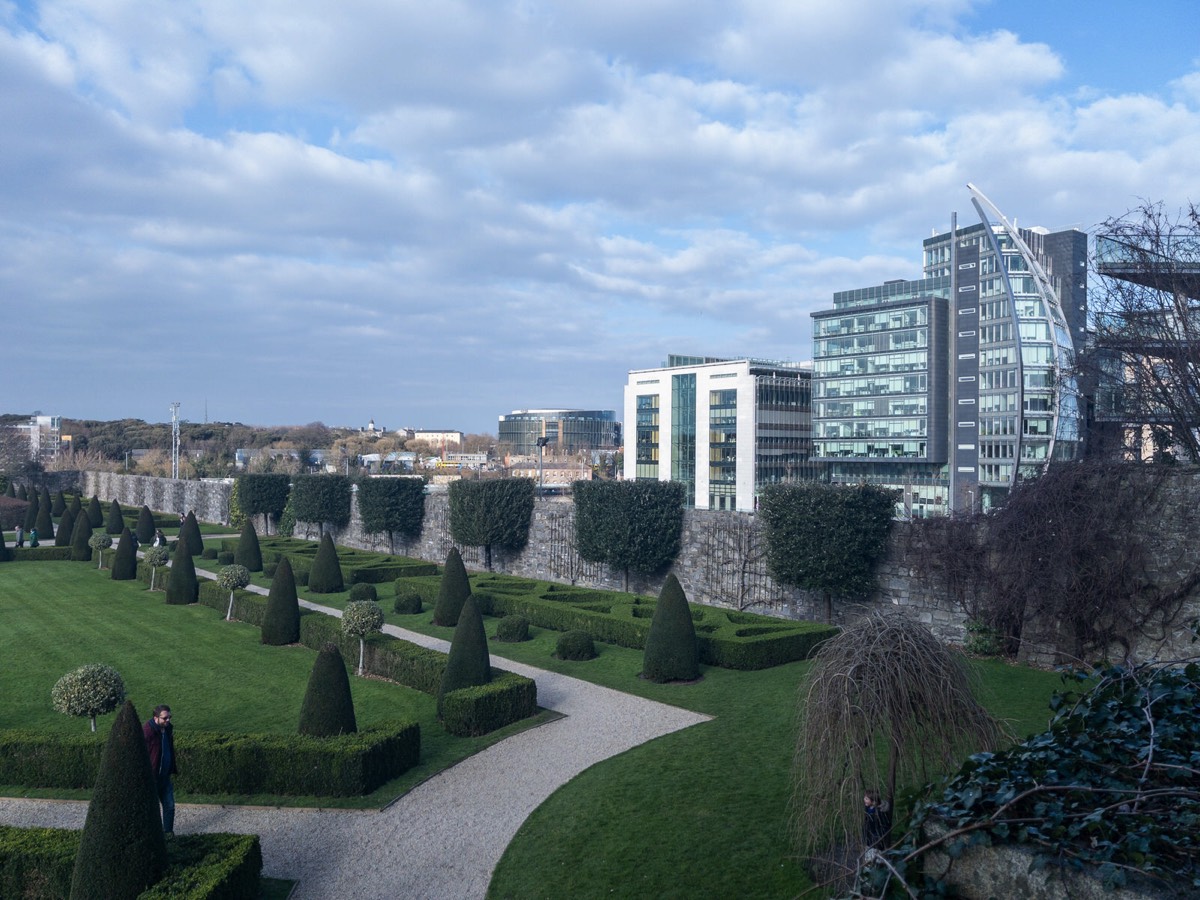 ROYAL HOSPITAL KILMAINHAM -  FORMAL GARDENS 004