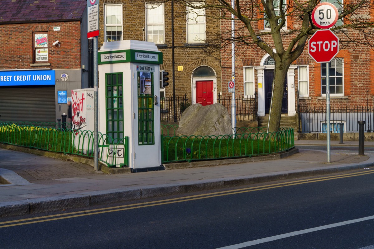 USING OLD PHONE KIOSKS AS DEFIBRILLATOR STATIONS 002