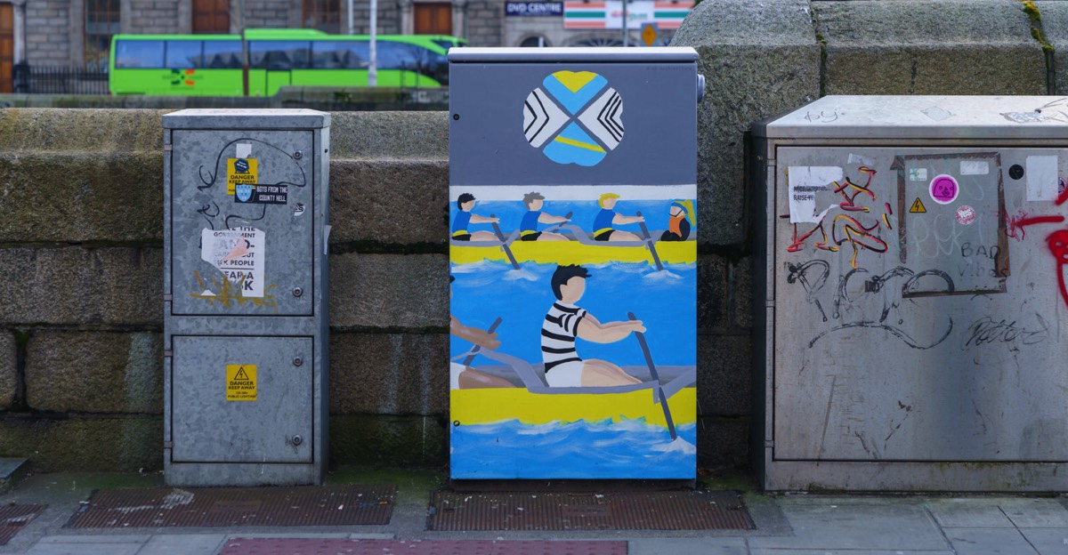 EXAMPLES OF PAINT-A-BOX STREET ART 002