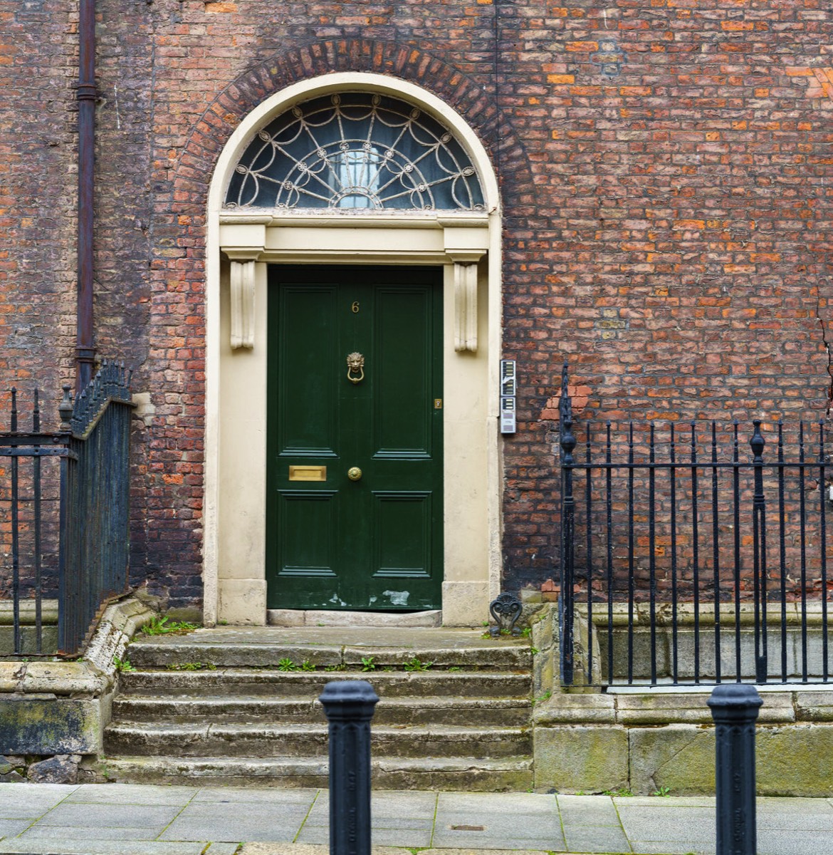 DOORS OF HENRIETTA STREET 006