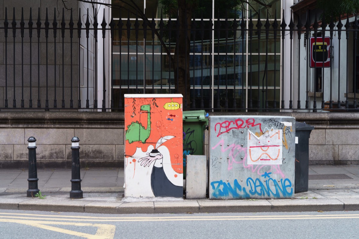 EXAMPLES OF PAINT-A-BOX STREET ART 009