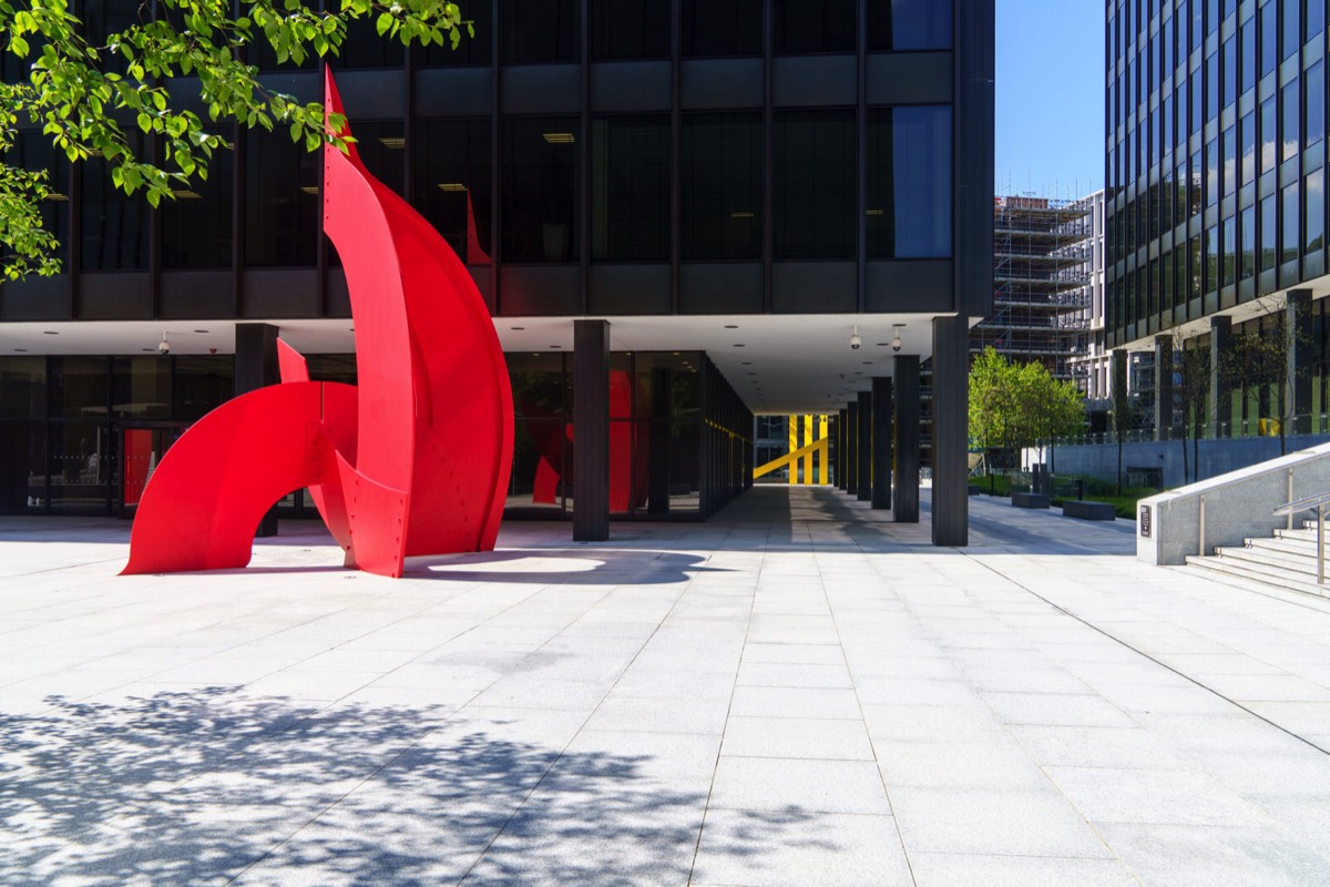 RED CARDINAL BY JOHN BURKE - BAGGOT STREET 003