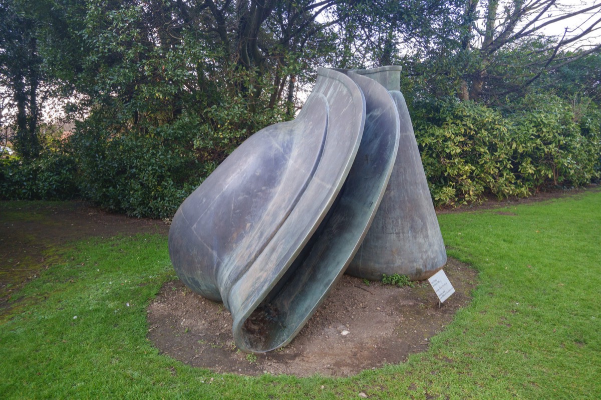 UNTITLED SCULPTURE BY TONY CRAGG - PHOTOGRAPHED USING A SONY RX0 002