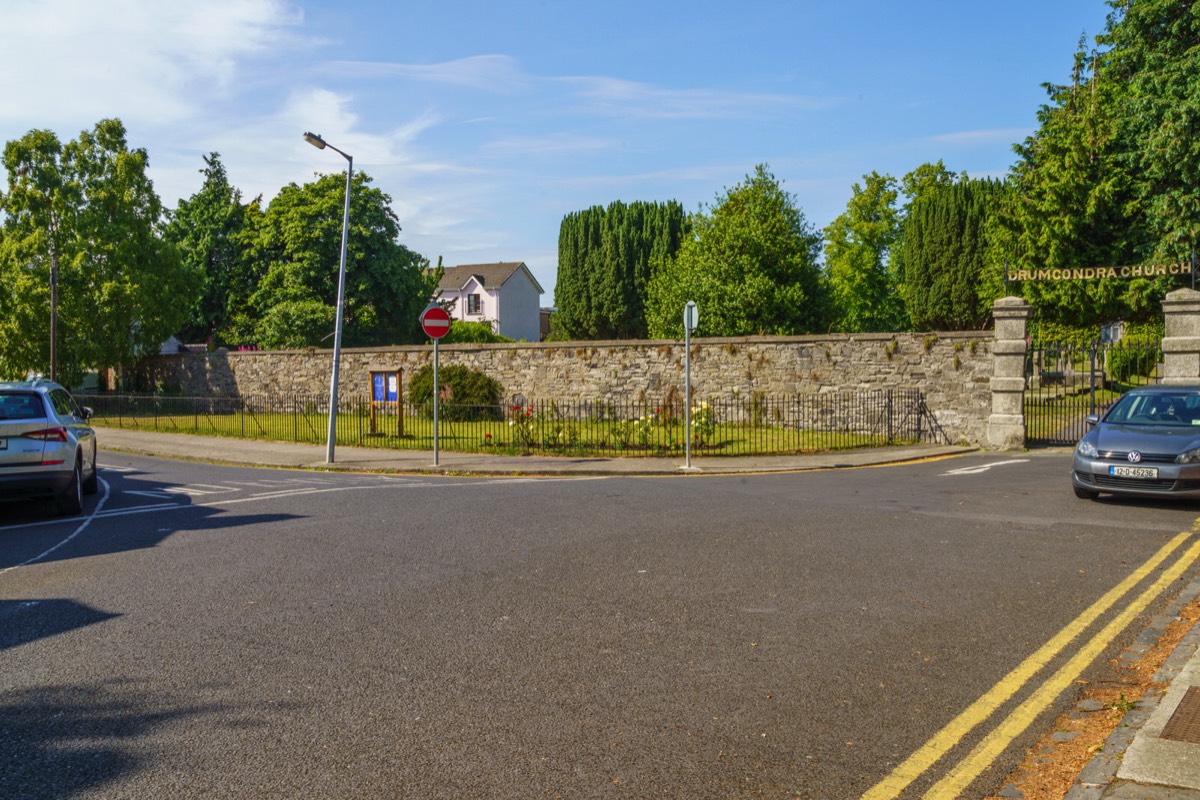 MY FIRST VISIT TO DRUMCONDRA CHURCH - CHURCH OF ST. JOHN THE BAPTIST   026