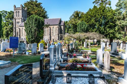 ST MARY'S CHURCH OF IRELAND GRAVEYARD -  KERBING PROHIBITED  027