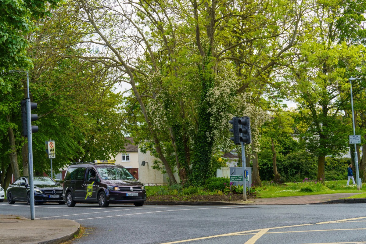 CLONSILLA ROAD NEAR COOLMINE TRAIN STATION 001