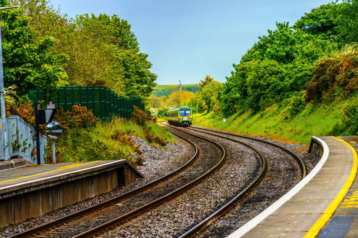 COOLMINE TRAIN STATION - CARPENTERSTOWN ROAD  001