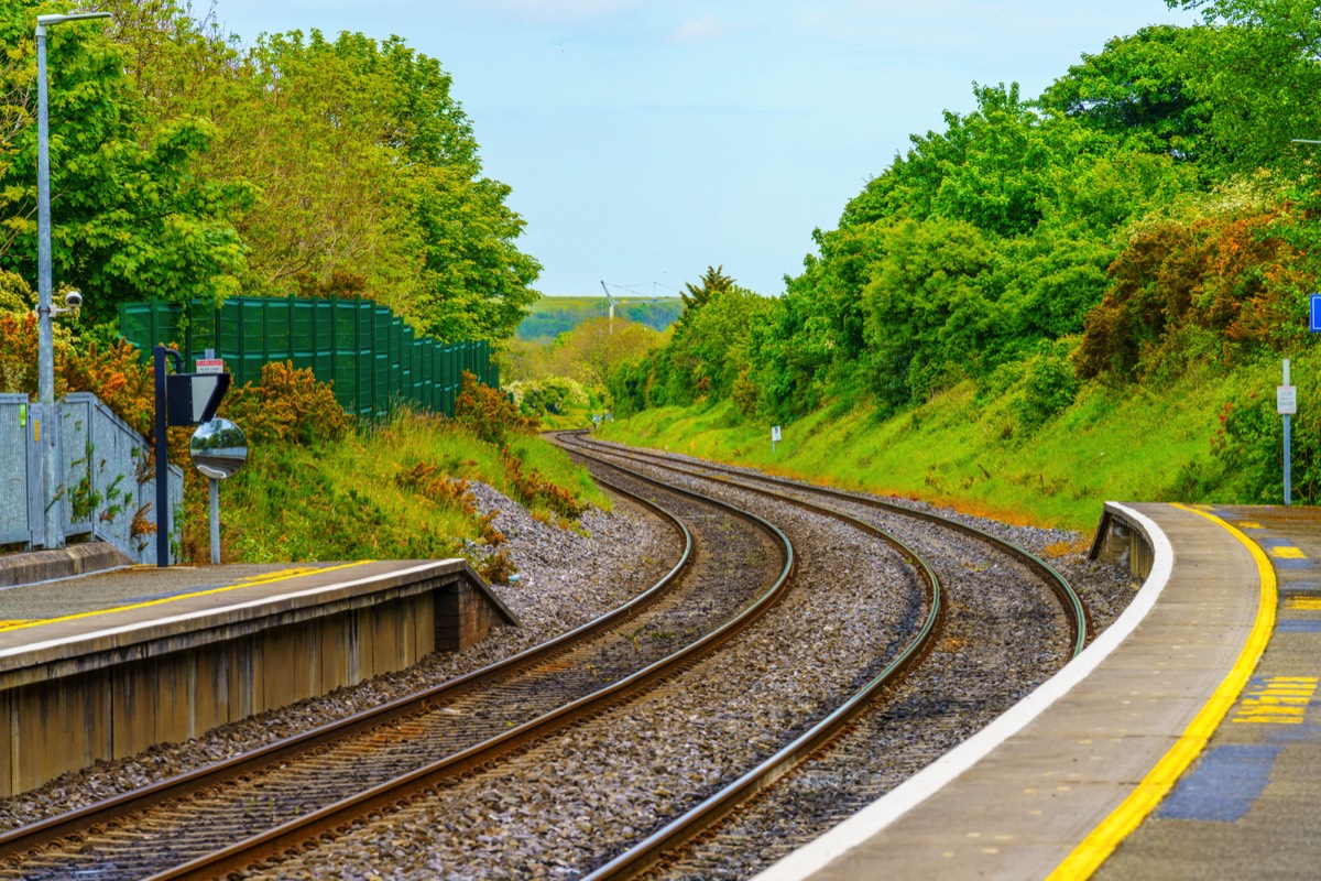 COOLMINE TRAIN STATION - CARPENTERSTOWN ROAD  005